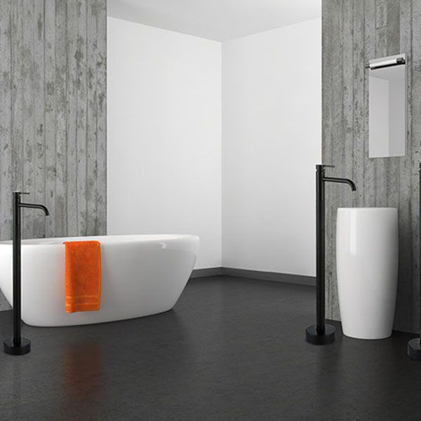 Modern Floor Mounted Metal Freestanding Tub Filler Single Handle Freestanding Faucet Clearhalo 'Bathroom Remodel & Bathroom Fixtures' 'Bathtub Faucets' 'bathtub_faucets' 'Home Improvement' 'home_improvement' 'home_improvement_bathtub_faucets' 1200x1200_9d390fb7-0489-4ea9-a2d4-db038d191813