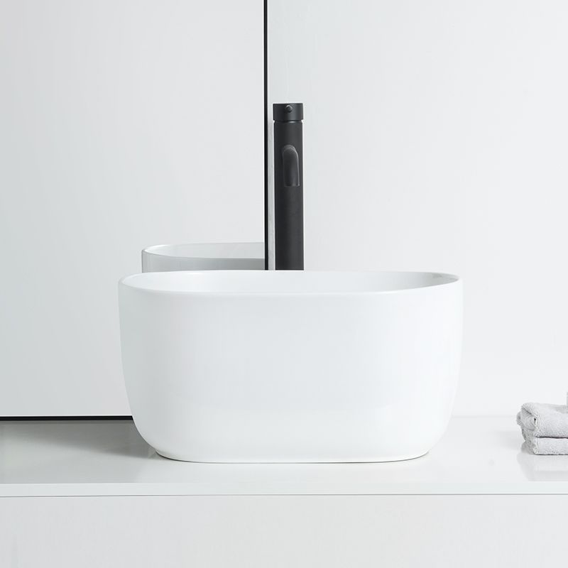 Modern Vessel Lavatory Sink Oval Porcelain with Pop-Up Drain Vessel Sink Clearhalo 'Bathroom Remodel & Bathroom Fixtures' 'Bathroom Sinks & Faucet Components' 'Bathroom Sinks' 'bathroom_sink' 'Home Improvement' 'home_improvement' 'home_improvement_bathroom_sink' 1200x1200_9e4ced36-8b21-40ca-86f4-2ea3f19d8ba2