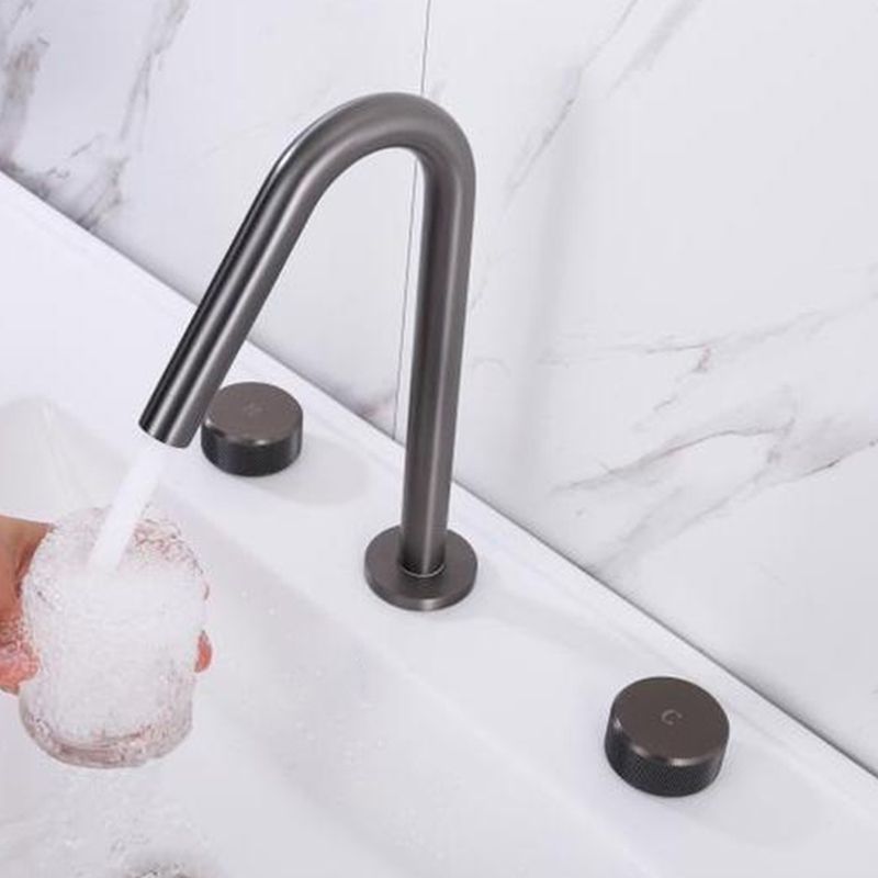 Circular Bathroom Faucet with Gooseneck Arc 3 Hole Widespread Bathroom Sink Faucet Clearhalo 'Bathroom Remodel & Bathroom Fixtures' 'Bathroom Sink Faucets' 'Bathroom Sinks & Faucet Components' 'bathroom_sink_faucets' 'Home Improvement' 'home_improvement' 'home_improvement_bathroom_sink_faucets' 1200x1200_a27161df-3730-499c-bfd3-5c224baf9dd7