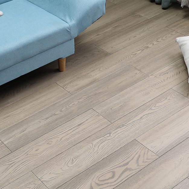 Solid Wood Laminate Plank Flooring Modern Laminate with Scratch Resistant Clearhalo 'Flooring 'Home Improvement' 'home_improvement' 'home_improvement_laminate_flooring' 'Laminate Flooring' 'laminate_flooring' Walls and Ceiling' 1200x1200_a2ac8cbb-aed4-48f2-8ed7-e5c4a11bf408