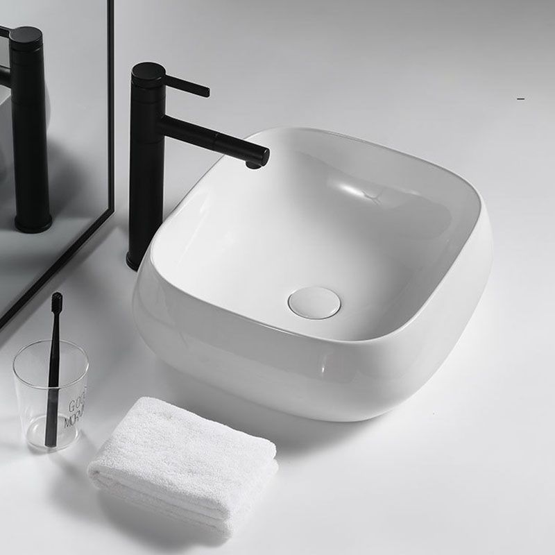Porcelain Vessel Lavatory Sink Rectangular Shape Bathroom Sink Clearhalo 'Bathroom Remodel & Bathroom Fixtures' 'Bathroom Sinks & Faucet Components' 'Bathroom Sinks' 'bathroom_sink' 'Home Improvement' 'home_improvement' 'home_improvement_bathroom_sink' 1200x1200_a3ab222c-e26e-4b04-bb72-9d21d0fbb59d