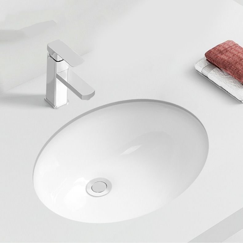 Contemporary Round Wash Stand Ceramic Undermount Bathroom Sink Clearhalo 'Bathroom Remodel & Bathroom Fixtures' 'Bathroom Sinks & Faucet Components' 'Bathroom Sinks' 'bathroom_sink' 'Home Improvement' 'home_improvement' 'home_improvement_bathroom_sink' 1200x1200_a7b2e0f8-cad2-4f96-aefd-965c9dd5c7e5