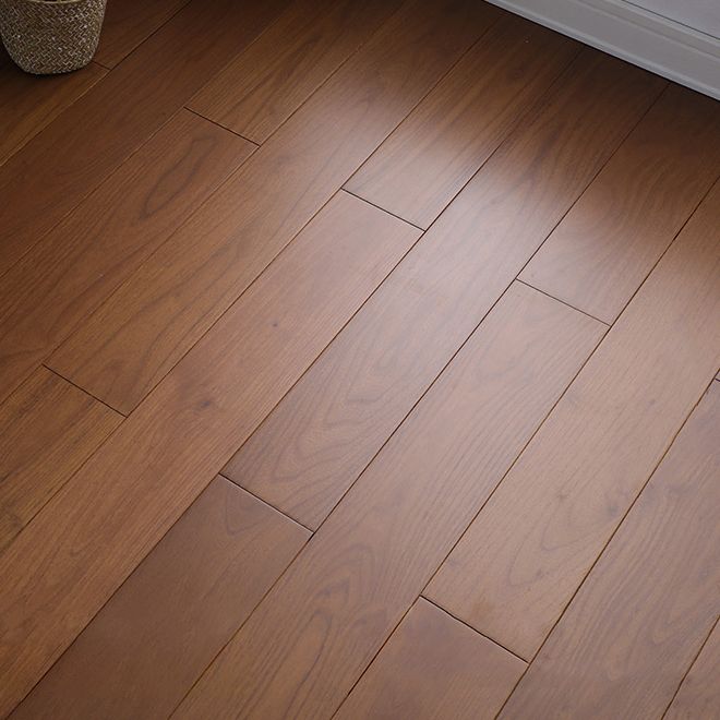 Contemporary Laminate Floor Solid Wood Laminate Plank Flooring Clearhalo 'Flooring 'Home Improvement' 'home_improvement' 'home_improvement_laminate_flooring' 'Laminate Flooring' 'laminate_flooring' Walls and Ceiling' 1200x1200_a8737aec-131f-4f2a-8c7c-886e52188fdc