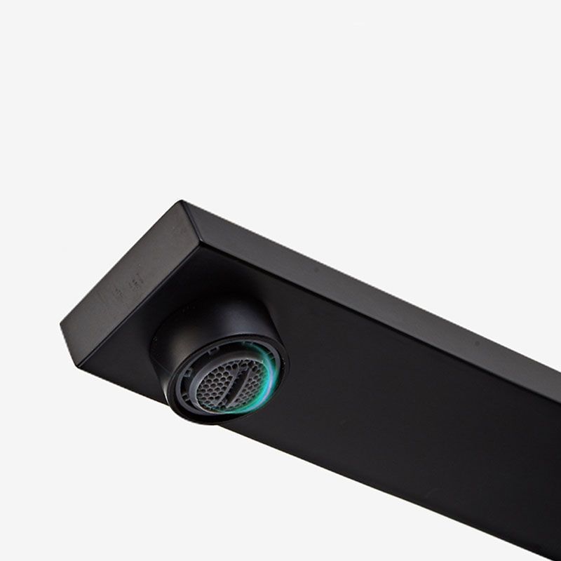 Modern Free Standing Faucet Rod Handle Handheld Shower Head Bathtub Faucet Clearhalo 'Bathroom Remodel & Bathroom Fixtures' 'Bathtub Faucets' 'bathtub_faucets' 'Home Improvement' 'home_improvement' 'home_improvement_bathtub_faucets' 1200x1200_aa768e58-399d-46fb-ae44-83af278b7aac