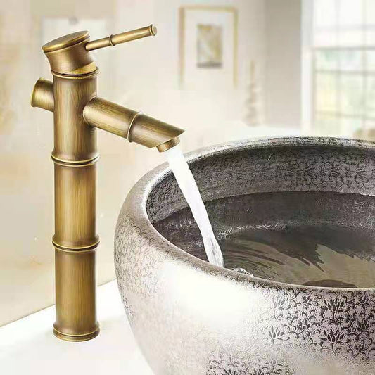 Circular Single Handle Faucet Country Style Basin Lavatory Faucet Clearhalo 'Bathroom Remodel & Bathroom Fixtures' 'Bathroom Sink Faucets' 'Bathroom Sinks & Faucet Components' 'bathroom_sink_faucets' 'Home Improvement' 'home_improvement' 'home_improvement_bathroom_sink_faucets' 1200x1200_ac7ecec1-29e8-477a-afc3-93b2bb087b68