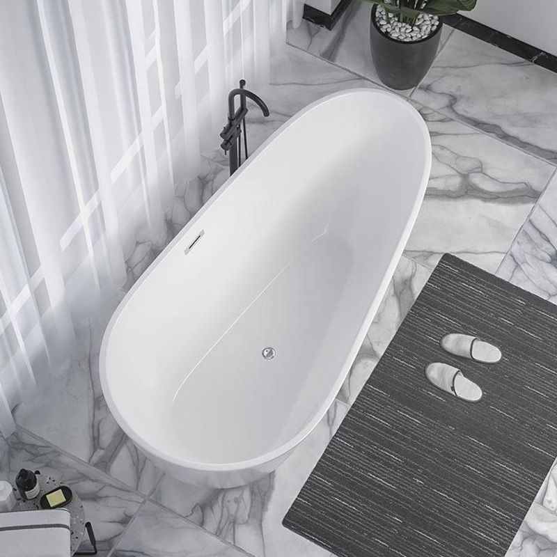 White Bathtub Freestanding Acrylic Soaking Oval Modern Center Bath Clearhalo 'Bathroom Remodel & Bathroom Fixtures' 'Bathtubs' 'Home Improvement' 'home_improvement' 'home_improvement_bathtubs' 'Showers & Bathtubs' 1200x1200_af54a998-eea1-429e-a6a6-b8b90de03006