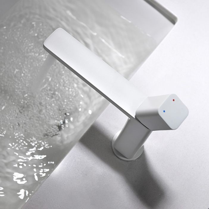 Modern Knob Handle Sink Faucet White Brass Bathroom Sink Faucet Clearhalo 'Bathroom Remodel & Bathroom Fixtures' 'Bathroom Sink Faucets' 'Bathroom Sinks & Faucet Components' 'bathroom_sink_faucets' 'Home Improvement' 'home_improvement' 'home_improvement_bathroom_sink_faucets' 1200x1200_affdfb52-e382-4391-bd1f-23ceb39cc175