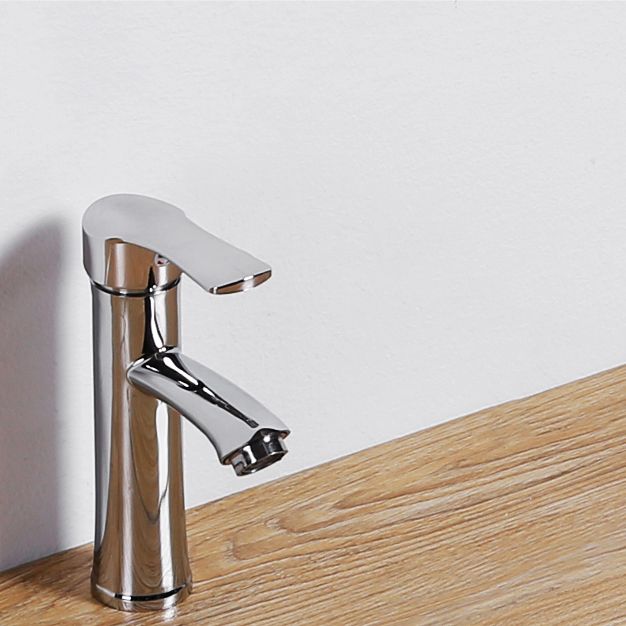 Traditional Square Wash Stand Ceramic Metal Undermount Bathroom Sink Clearhalo 'Bathroom Remodel & Bathroom Fixtures' 'Bathroom Sinks & Faucet Components' 'Bathroom Sinks' 'bathroom_sink' 'Home Improvement' 'home_improvement' 'home_improvement_bathroom_sink' 1200x1200_b16fbceb-095c-4aea-9c22-2edd43564ce2