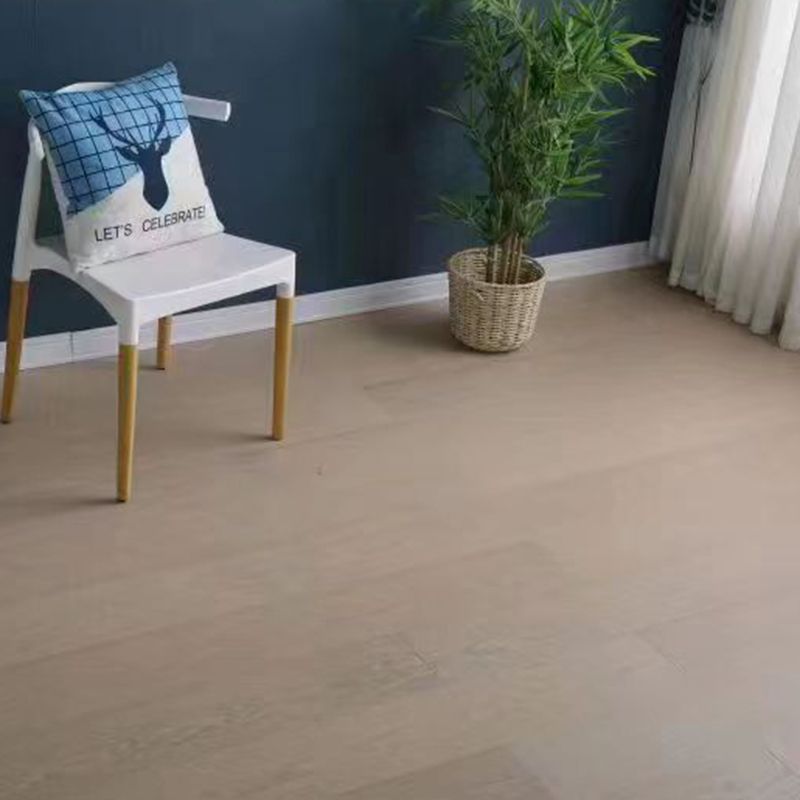 Natural Laminate Floor Textured Scratch Resistant Oak Laminate Flooring Clearhalo 'Flooring 'Home Improvement' 'home_improvement' 'home_improvement_laminate_flooring' 'Laminate Flooring' 'laminate_flooring' Walls and Ceiling' 1200x1200_b3a00ca5-39ff-46c5-b525-30c8e6e6ce5b