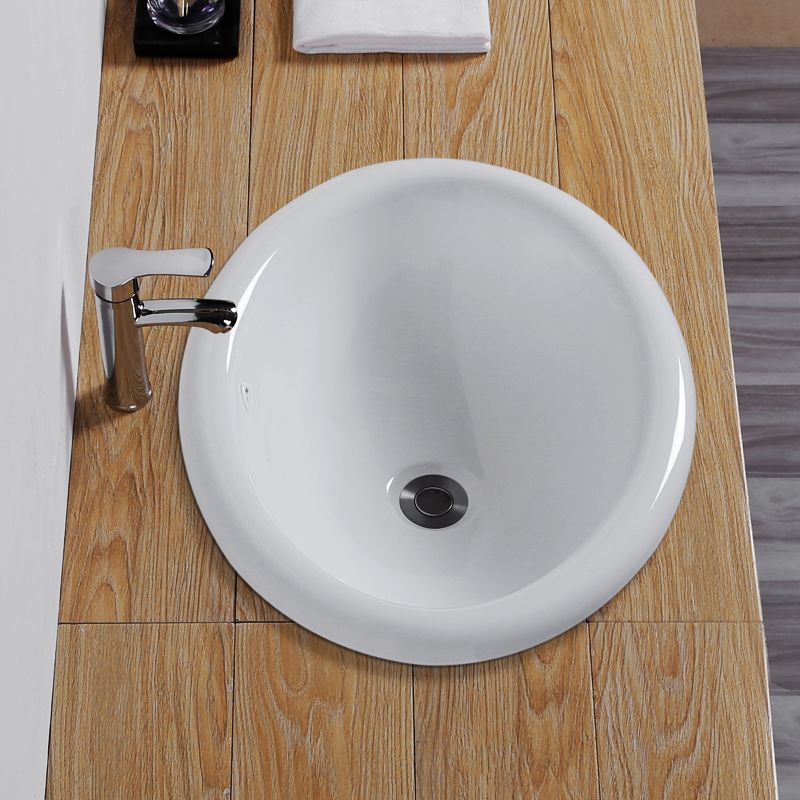 Modern Style Bathroom Sink Oval Porcelain Undermount Bathroom Sink Clearhalo 'Bathroom Remodel & Bathroom Fixtures' 'Bathroom Sinks & Faucet Components' 'Bathroom Sinks' 'bathroom_sink' 'Home Improvement' 'home_improvement' 'home_improvement_bathroom_sink' 1200x1200_b44742e5-a046-47da-8517-24dd3d2496cc