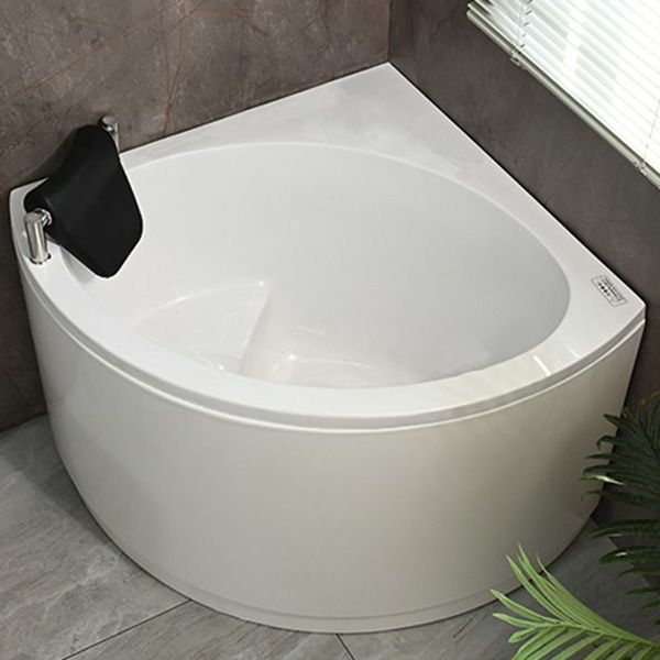 Bathroom Modern Corner Bathtub with Drain and Overflow Trim Bath Tub Clearhalo 'Bathroom Remodel & Bathroom Fixtures' 'Bathtubs' 'Home Improvement' 'home_improvement' 'home_improvement_bathtubs' 'Showers & Bathtubs' 1200x1200_b6599e3e-897a-43b3-8b4e-f7c73be8df04