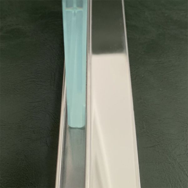 Contemporary Single Fixed Tempered Shower Screen Frameless Transparent Fixed Glass Panel Clearhalo 'Bathroom Remodel & Bathroom Fixtures' 'Home Improvement' 'home_improvement' 'home_improvement_shower_tub_doors' 'Shower and Tub Doors' 'shower_tub_doors' 'Showers & Bathtubs' 1200x1200_b96949cc-07bc-4a85-891e-788555a1da25