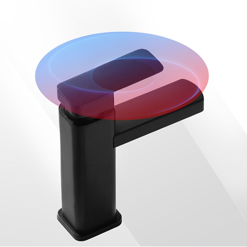 Vessel Sink Bathroom Faucet Lever Handle Low Arc Vessel Faucet Clearhalo 'Bathroom Remodel & Bathroom Fixtures' 'Bathroom Sink Faucets' 'Bathroom Sinks & Faucet Components' 'bathroom_sink_faucets' 'Home Improvement' 'home_improvement' 'home_improvement_bathroom_sink_faucets' 1200x1200_ba0e5fe0-dfee-4e2f-be29-e80e04e66a9a