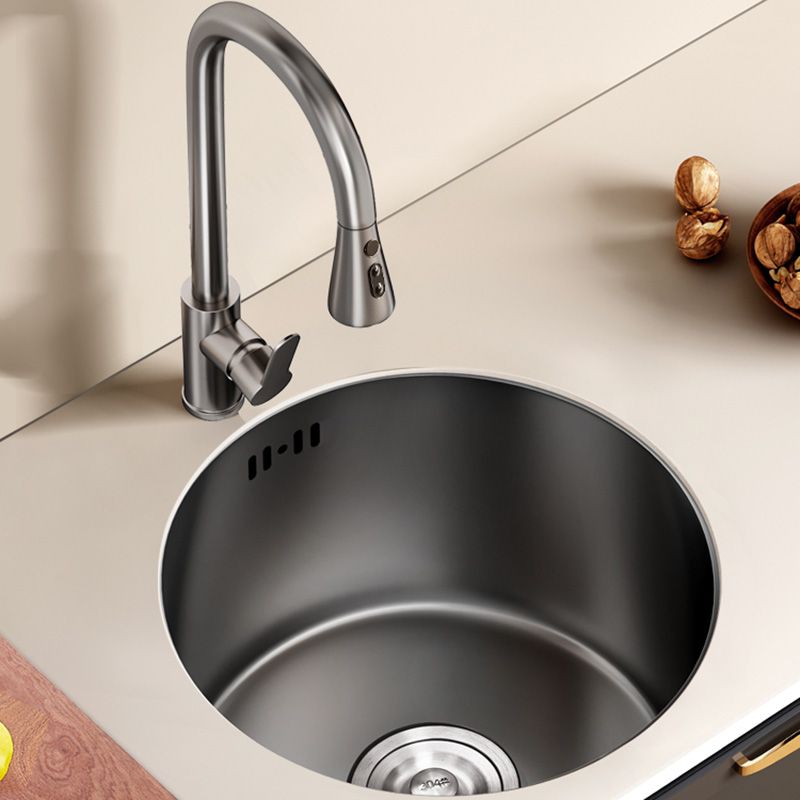 Round Stainless Steel Kitchen Sink Single Bowl Sink with Drain Strainer Kit Clearhalo 'Home Improvement' 'home_improvement' 'home_improvement_kitchen_sinks' 'Kitchen Remodel & Kitchen Fixtures' 'Kitchen Sinks & Faucet Components' 'Kitchen Sinks' 'kitchen_sinks' 1200x1200_bb11ebd7-c09a-47ba-b413-69eed6b9bb69
