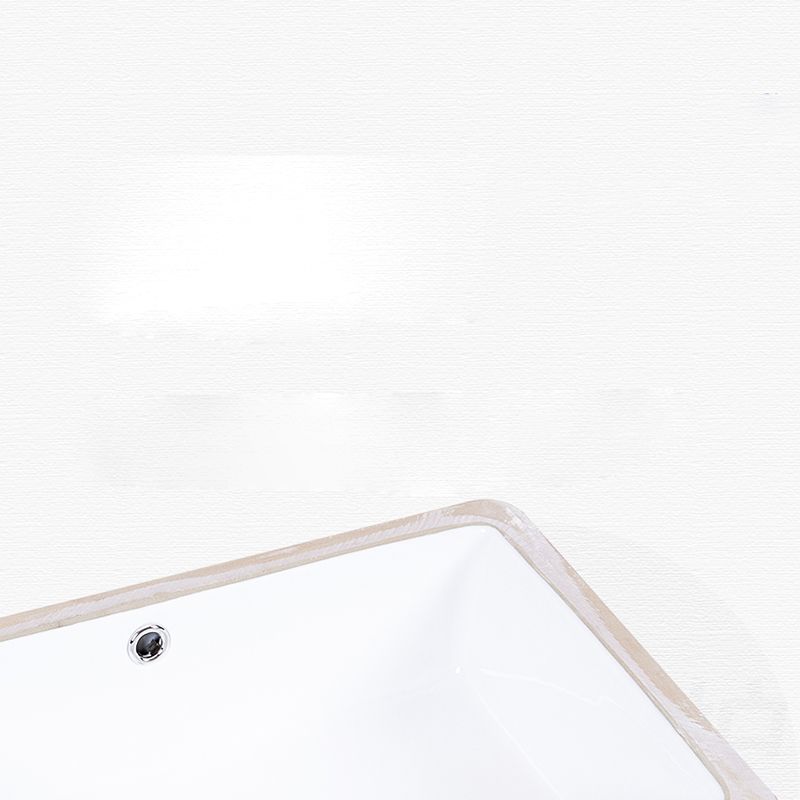 Undermount Bathroom Sink Modern Style Overflow Hole Design Ceramic Bathroom Sink Clearhalo 'Bathroom Remodel & Bathroom Fixtures' 'Bathroom Sinks & Faucet Components' 'Bathroom Sinks' 'bathroom_sink' 'Home Improvement' 'home_improvement' 'home_improvement_bathroom_sink' 1200x1200_bb37fab3-d4ec-49b2-9870-39efed01486f