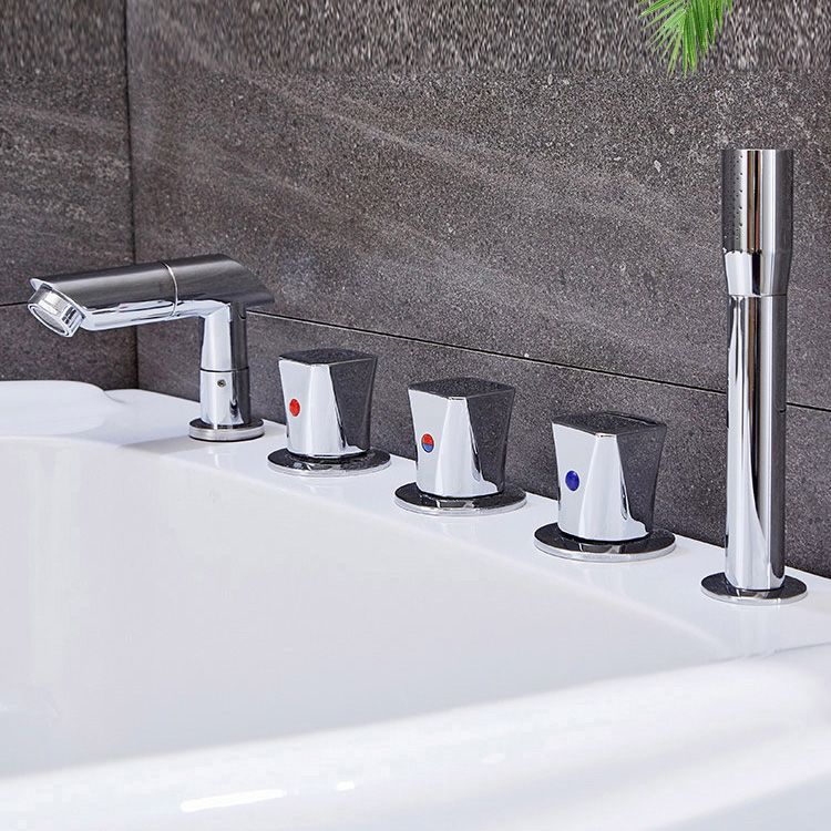 Modern Rectangular Soaking Bathtub Acrylic Stand Alone White Bath Clearhalo 'Bathroom Remodel & Bathroom Fixtures' 'Bathtubs' 'Home Improvement' 'home_improvement' 'home_improvement_bathtubs' 'Showers & Bathtubs' 1200x1200_bc5f0720-64b0-44ea-947d-2947c7a581f8