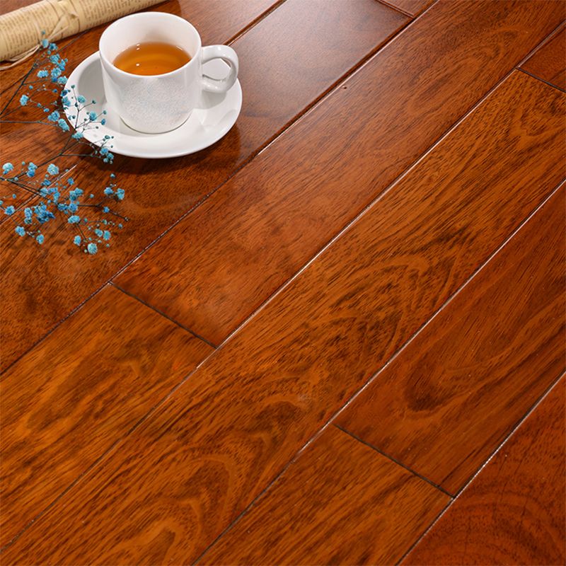 Modern Laminate Floor Wooden Laminate Floor with Scratch Resistant Clearhalo 'Flooring 'Home Improvement' 'home_improvement' 'home_improvement_laminate_flooring' 'Laminate Flooring' 'laminate_flooring' Walls and Ceiling' 1200x1200_bcf53a8c-646d-4b5b-a26f-658e9bcbec41