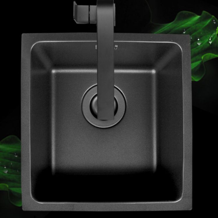 Black Stainless Steel Sink Single Bowl Undermount Sink with Basket Strainer Clearhalo 'Home Improvement' 'home_improvement' 'home_improvement_kitchen_sinks' 'Kitchen Remodel & Kitchen Fixtures' 'Kitchen Sinks & Faucet Components' 'Kitchen Sinks' 'kitchen_sinks' 1200x1200_bd0c2ed3-231f-40e1-b9d4-7d86c8d4b0df