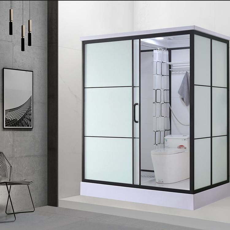 Black Framed Shower Stall with White Base Tempered Glass Shower Stall Clearhalo 'Bathroom Remodel & Bathroom Fixtures' 'Home Improvement' 'home_improvement' 'home_improvement_shower_stalls_enclosures' 'Shower Stalls & Enclosures' 'shower_stalls_enclosures' 'Showers & Bathtubs' 1200x1200_bed1ce89-4029-4bbb-99fe-fd42592e572b