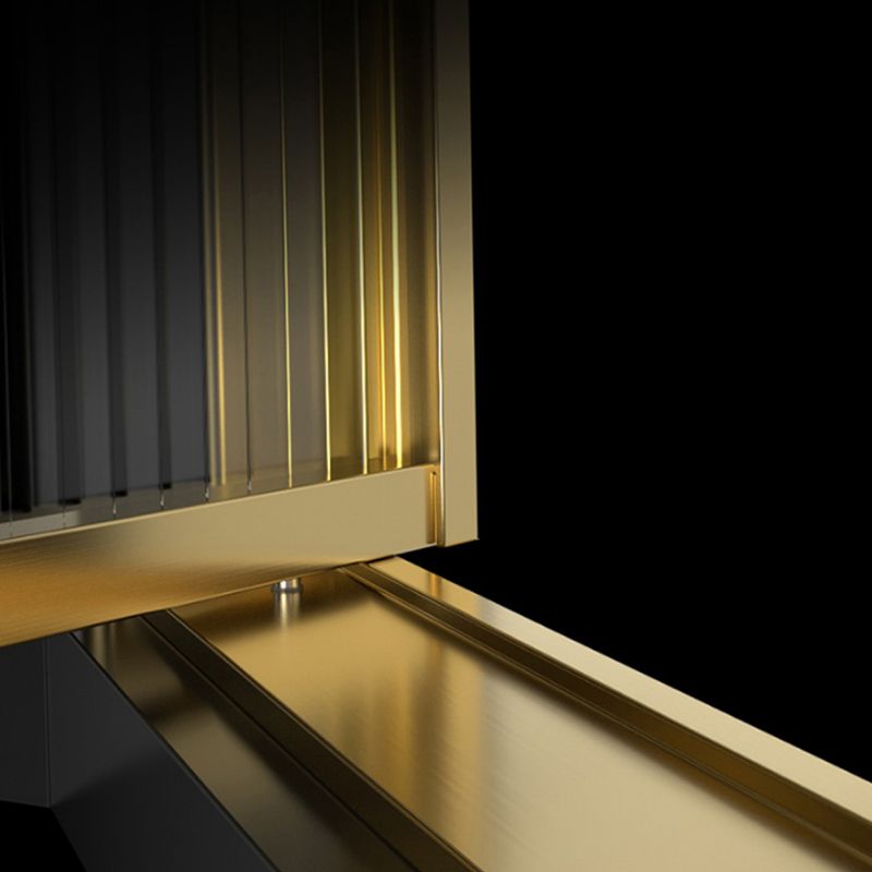 Framed Silver Shower Enclosure Clear Easy Clean Glass Shower Enclosure Clearhalo 'Bathroom Remodel & Bathroom Fixtures' 'Home Improvement' 'home_improvement' 'home_improvement_shower_stalls_enclosures' 'Shower Stalls & Enclosures' 'shower_stalls_enclosures' 'Showers & Bathtubs' 1200x1200_bf3b450f-1bea-4d18-b349-f507e354f128