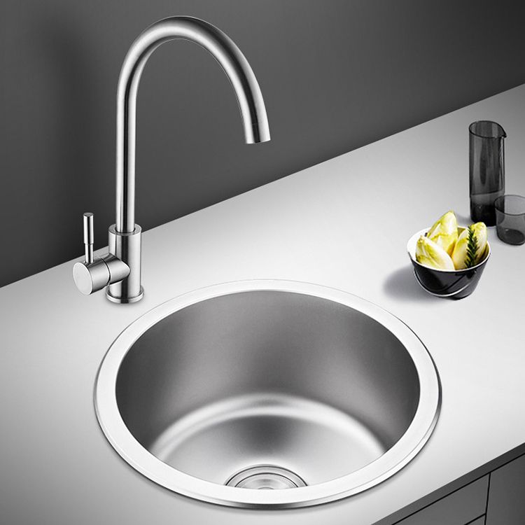 Round Single Bowl Kitchen Sink Stainless Steel Sink with Drain Strainer Kit Clearhalo 'Home Improvement' 'home_improvement' 'home_improvement_kitchen_sinks' 'Kitchen Remodel & Kitchen Fixtures' 'Kitchen Sinks & Faucet Components' 'Kitchen Sinks' 'kitchen_sinks' 1200x1200_bf53ab0c-5345-4bdc-9214-ed98bf3bfdd0
