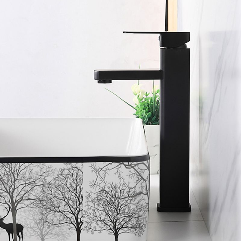 Contemporary Sink Faucet Digital Display Screen Solid Color Low Arc Sink Bathroom Faucet Clearhalo 'Bathroom Remodel & Bathroom Fixtures' 'Bathroom Sink Faucets' 'Bathroom Sinks & Faucet Components' 'bathroom_sink_faucets' 'Home Improvement' 'home_improvement' 'home_improvement_bathroom_sink_faucets' 1200x1200_c0384a20-213b-413f-978c-5a9bdfaef840