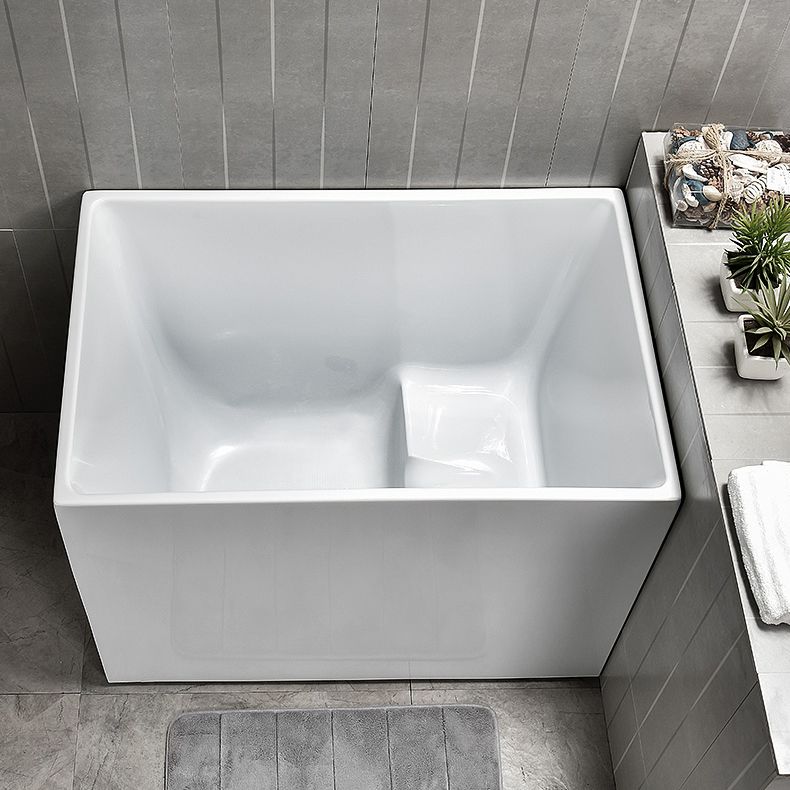 Modern Rectangular Bathtub Center Acrylic Stand Alone Soaking Bath Clearhalo 'Bathroom Remodel & Bathroom Fixtures' 'Bathtubs' 'Home Improvement' 'home_improvement' 'home_improvement_bathtubs' 'Showers & Bathtubs' 1200x1200_c123f78e-c238-4af0-8883-13df67713de5