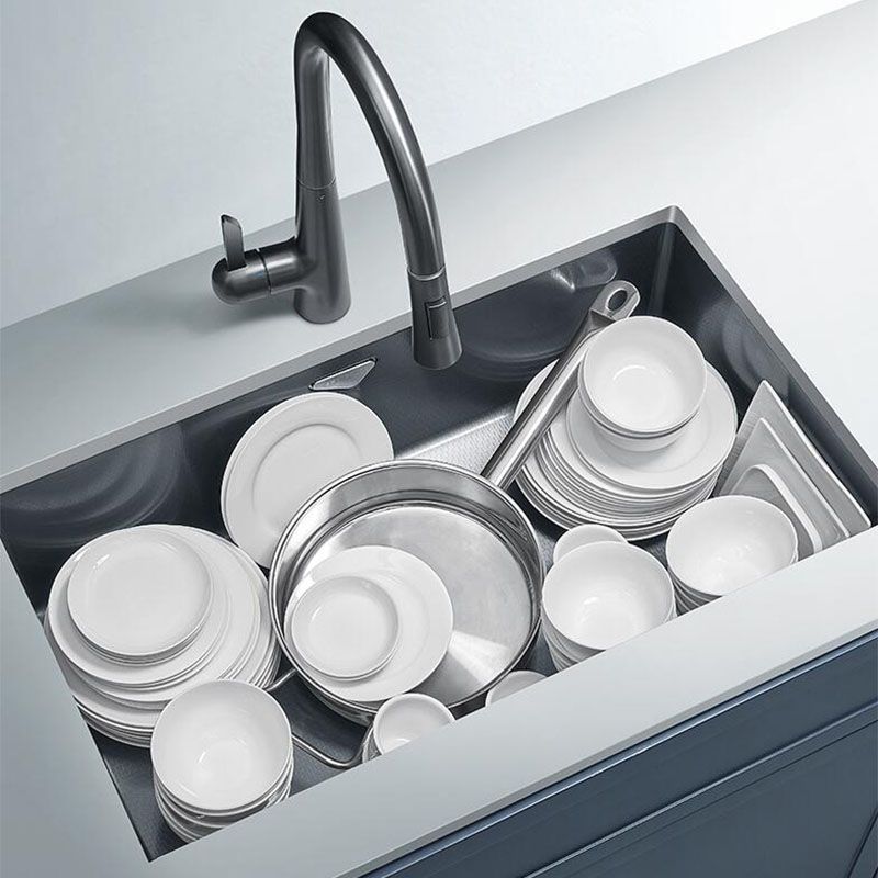 Contemporary Style Kitchen Sink Stainless Steel Kitchen Sink with Basket Strainer Clearhalo 'Home Improvement' 'home_improvement' 'home_improvement_kitchen_sinks' 'Kitchen Remodel & Kitchen Fixtures' 'Kitchen Sinks & Faucet Components' 'Kitchen Sinks' 'kitchen_sinks' 1200x1200_c13eeba9-ccfb-4501-9230-216c93898e9c
