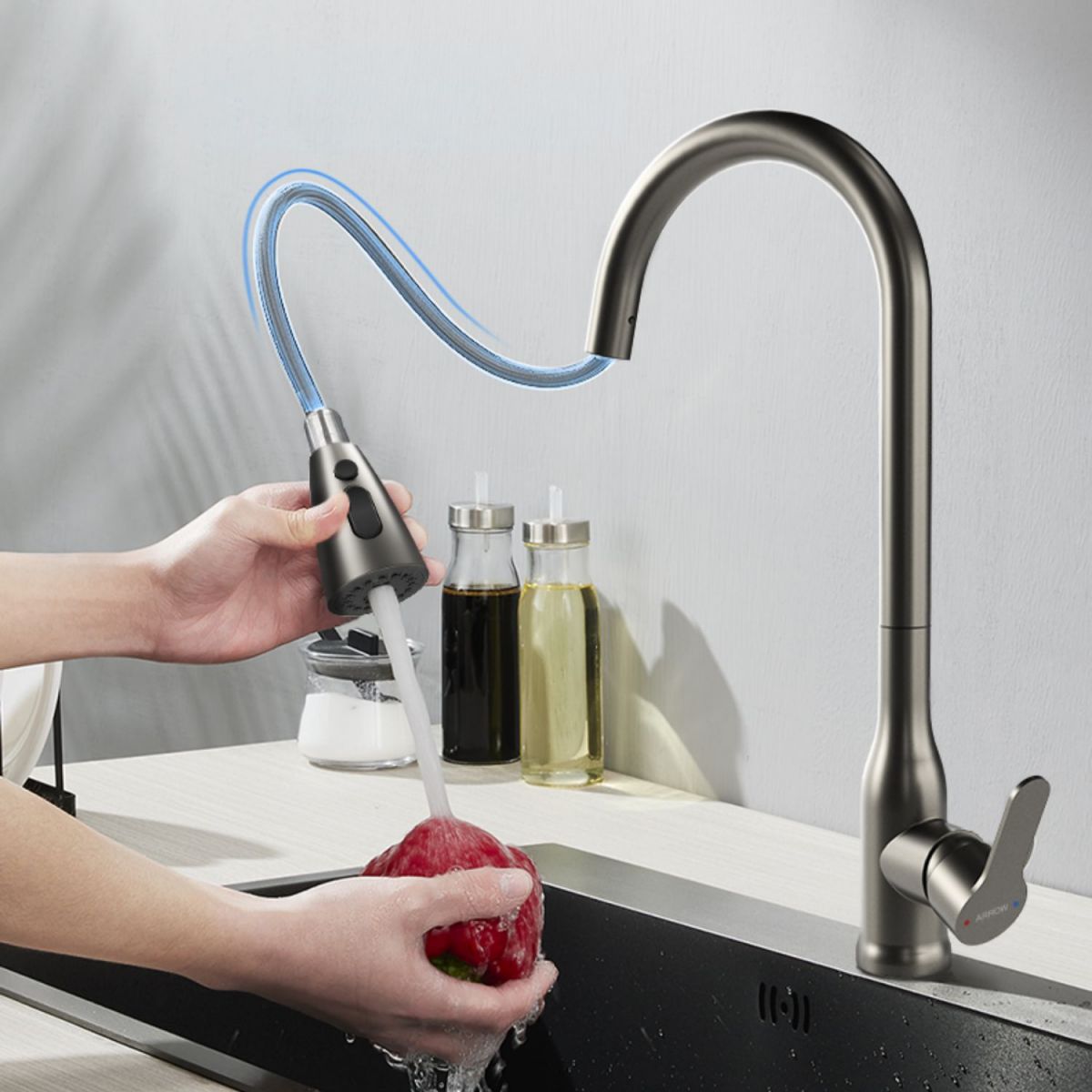 Contemporary Single Handle Kitchen Faucet Pull Out 1 Hold Bar Faucet with No Sensor Clearhalo 'Home Improvement' 'home_improvement' 'home_improvement_kitchen_faucets' 'Kitchen Faucets' 'Kitchen Remodel & Kitchen Fixtures' 'Kitchen Sinks & Faucet Components' 'kitchen_faucets' 1200x1200_c3de82f9-aef6-479c-af08-0ee6d00cd4a2
