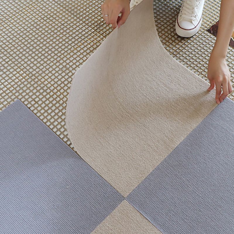 Indoor Carpet Tiles Solid Color Level Loop Stain Resistant Carpet Tiles Clearhalo 'Carpet Tiles & Carpet Squares' 'carpet_tiles_carpet_squares' 'Flooring 'Home Improvement' 'home_improvement' 'home_improvement_carpet_tiles_carpet_squares' Walls and Ceiling' 1200x1200_c3eface5-7e6e-4114-b80f-5e1b509e0f68