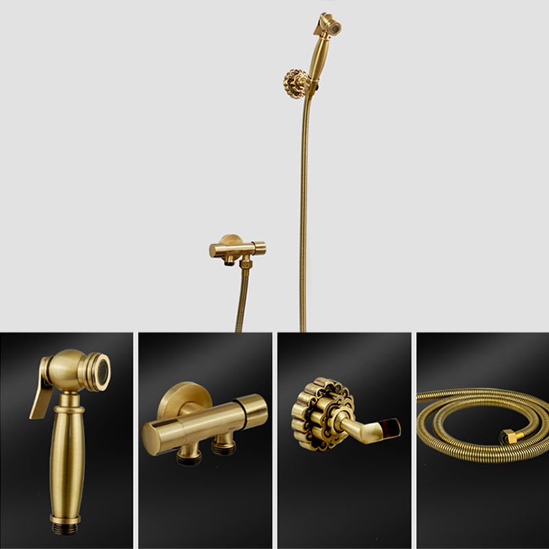 Traditional Style Shower Head in Brass Single Spray Wall-Mount Showerhead Clearhalo 'Bathroom Remodel & Bathroom Fixtures' 'Home Improvement' 'home_improvement' 'home_improvement_shower_heads' 'Shower Heads' 'shower_heads' 'Showers & Bathtubs Plumbing' 'Showers & Bathtubs' 1200x1200_c559a254-cc03-419c-a3a4-fccdcb31c43b