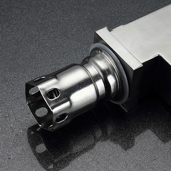 Contemporary 1 Hole Kitchen Faucet Single Handle with Supply Line Clearhalo 'Home Improvement' 'home_improvement' 'home_improvement_kitchen_faucets' 'Kitchen Faucets' 'Kitchen Remodel & Kitchen Fixtures' 'Kitchen Sinks & Faucet Components' 'kitchen_faucets' 1200x1200_c574b43b-4c82-420b-bca0-e4326d3b5677