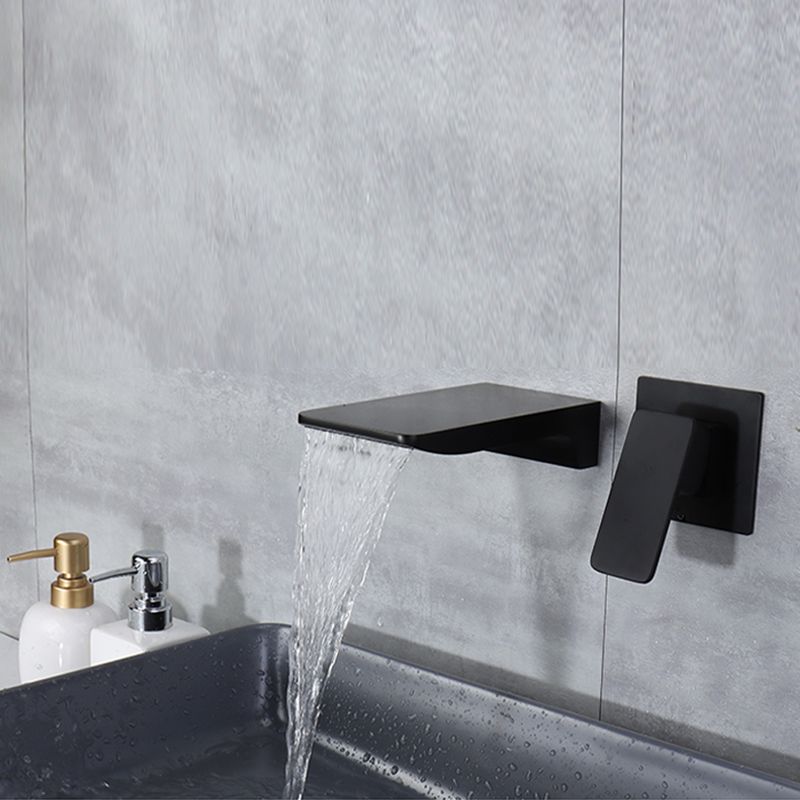 Contemporary Wall Mounted Metal Tub Filler One Handles Waterfall Tub Faucet Trim Clearhalo 'Bathroom Remodel & Bathroom Fixtures' 'Bathtub Faucets' 'bathtub_faucets' 'Home Improvement' 'home_improvement' 'home_improvement_bathtub_faucets' 1200x1200_c608ecca-9a98-4141-9af7-b0acb38e1d57