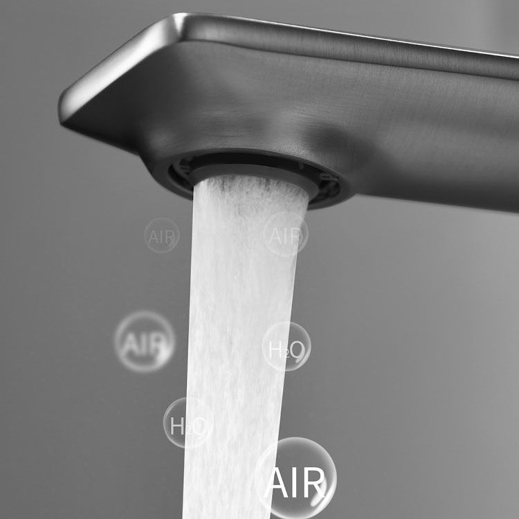 Traditional Wall Mounted Metal Tub Filler Low Arc Tub Faucet Trim Clearhalo 'Bathroom Remodel & Bathroom Fixtures' 'Bathtub Faucets' 'bathtub_faucets' 'Home Improvement' 'home_improvement' 'home_improvement_bathtub_faucets' 1200x1200_c64a70b1-7396-42b3-b5d9-b6a053062a1b