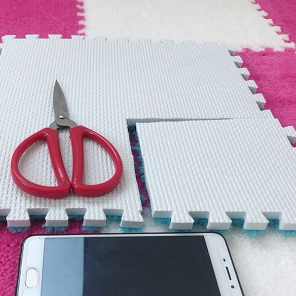 Carpet Floor Tile Level Loop Interlocking Non-Skid Carpet Tiles Clearhalo 'Carpet Tiles & Carpet Squares' 'carpet_tiles_carpet_squares' 'Flooring 'Home Improvement' 'home_improvement' 'home_improvement_carpet_tiles_carpet_squares' Walls and Ceiling' 1200x1200_cfdb66d6-9d60-4195-8ba8-c8929922c11f