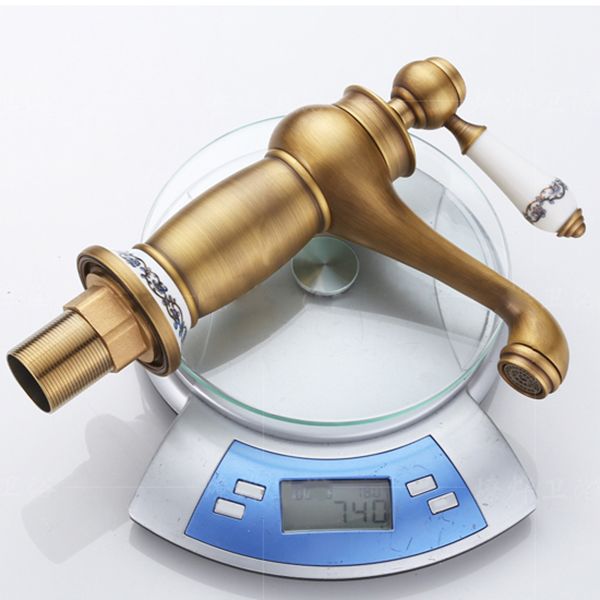 Low-arc Country Vessel Faucet Single Handle Brass Faucet for Bathroom Clearhalo 'Bathroom Remodel & Bathroom Fixtures' 'Bathroom Sink Faucets' 'Bathroom Sinks & Faucet Components' 'bathroom_sink_faucets' 'Home Improvement' 'home_improvement' 'home_improvement_bathroom_sink_faucets' 1200x1200_d272f501-2da9-4466-9deb-6647ab31c287