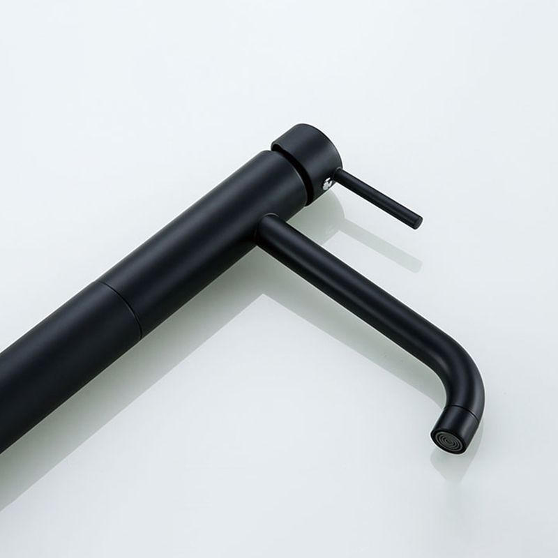 Modern Freestanding Bathtub Faucet Metal Bathroom Faucet with Handle Clearhalo 'Bathroom Remodel & Bathroom Fixtures' 'Bathtub Faucets' 'bathtub_faucets' 'Home Improvement' 'home_improvement' 'home_improvement_bathtub_faucets' 1200x1200_d4092da2-dfe6-45d3-a3f8-575169c05b42