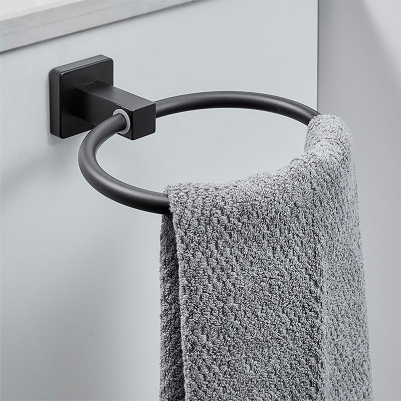 Traditional Bath Hardware Set Black Towel Ring Bath Shelf Bathroom Hardware Set Clearhalo 'Bathroom Hardware Sets' 'Bathroom Hardware' 'Bathroom Remodel & Bathroom Fixtures' 'bathroom_hardware_sets' 'Home Improvement' 'home_improvement' 'home_improvement_bathroom_hardware_sets' 1200x1200_d440e10d-5644-4b52-a44a-7a45f913c8de