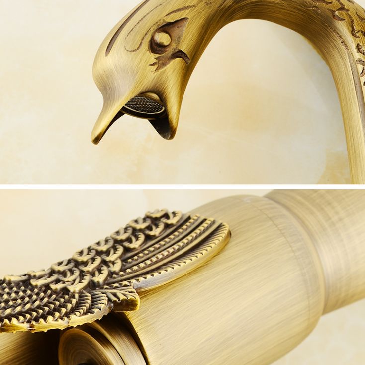 Traditional Wide Spread Bathroom Faucet 1-Handle Lavatory Faucet Clearhalo 'Bathroom Remodel & Bathroom Fixtures' 'Bathroom Sink Faucets' 'Bathroom Sinks & Faucet Components' 'bathroom_sink_faucets' 'Home Improvement' 'home_improvement' 'home_improvement_bathroom_sink_faucets' 1200x1200_d4f04b65-75b5-41be-82f5-d58e3c6f18c5