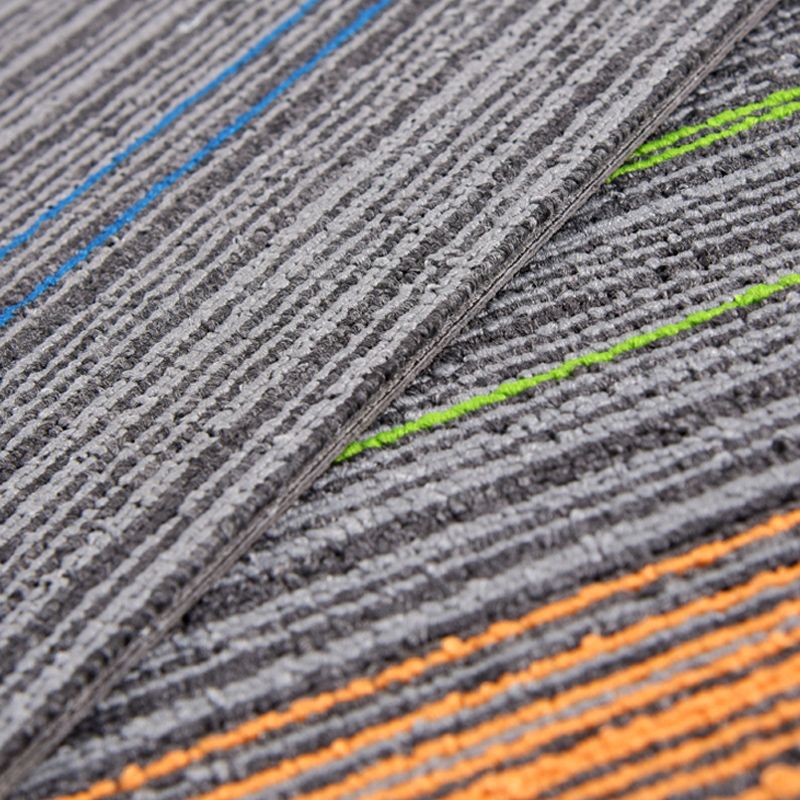 Carpet Tile Non-Skid Fade Resistant Gradient Loose Lay Carpet Tiles Living Room Clearhalo 'Carpet Tiles & Carpet Squares' 'carpet_tiles_carpet_squares' 'Flooring 'Home Improvement' 'home_improvement' 'home_improvement_carpet_tiles_carpet_squares' Walls and Ceiling' 1200x1200_d7ca3089-1e98-450a-b396-b38fe2e7263e