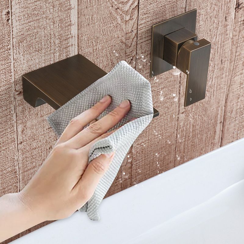 Modern Wall Mounted Bathroom Faucet Copper Single Handle Low Arc Vessel Faucet Clearhalo 'Bathroom Remodel & Bathroom Fixtures' 'Bathroom Sink Faucets' 'Bathroom Sinks & Faucet Components' 'bathroom_sink_faucets' 'Home Improvement' 'home_improvement' 'home_improvement_bathroom_sink_faucets' 1200x1200_d9fc2a0c-a5cb-4dca-8226-ca7a5074c104