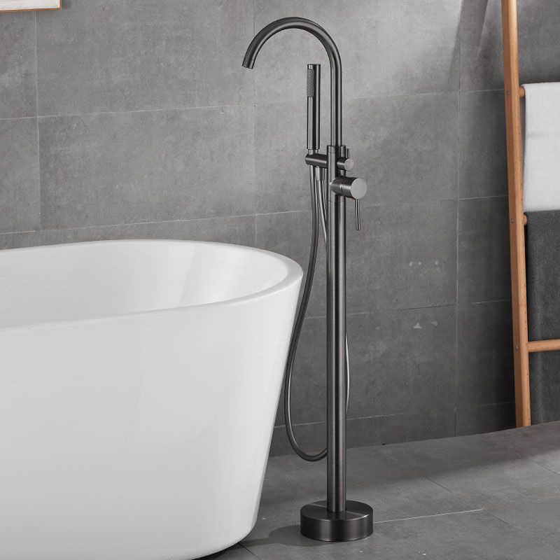 Modern Freestanding Tub Filler Trim Brass Floor Mounted with Handles Tub Faucet Clearhalo 'Bathroom Remodel & Bathroom Fixtures' 'Bathtub Faucets' 'bathtub_faucets' 'Home Improvement' 'home_improvement' 'home_improvement_bathtub_faucets' 1200x1200_da52469e-4bf4-4c43-8995-5278d9ae58b2