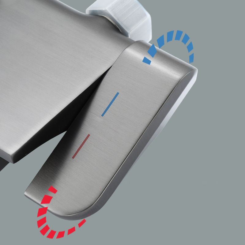 Modern Shower Trim Brass Temperature Control Wall Mounted Shower Combo Clearhalo 'Bathroom Remodel & Bathroom Fixtures' 'Home Improvement' 'home_improvement' 'home_improvement_shower_faucets' 'Shower Faucets & Systems' 'shower_faucets' 'Showers & Bathtubs Plumbing' 'Showers & Bathtubs' 1200x1200_dc4a6a89-6c52-49de-913f-db78fc951397