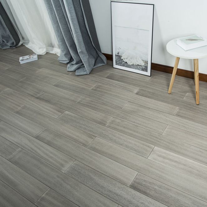 Modern Natural Solid Wood Laminate Flooring Click-Lock Waterproof Clearhalo 'Flooring 'Home Improvement' 'home_improvement' 'home_improvement_laminate_flooring' 'Laminate Flooring' 'laminate_flooring' Walls and Ceiling' 1200x1200_dcfe60b4-d8d8-4663-bdb5-72ebbf080d02