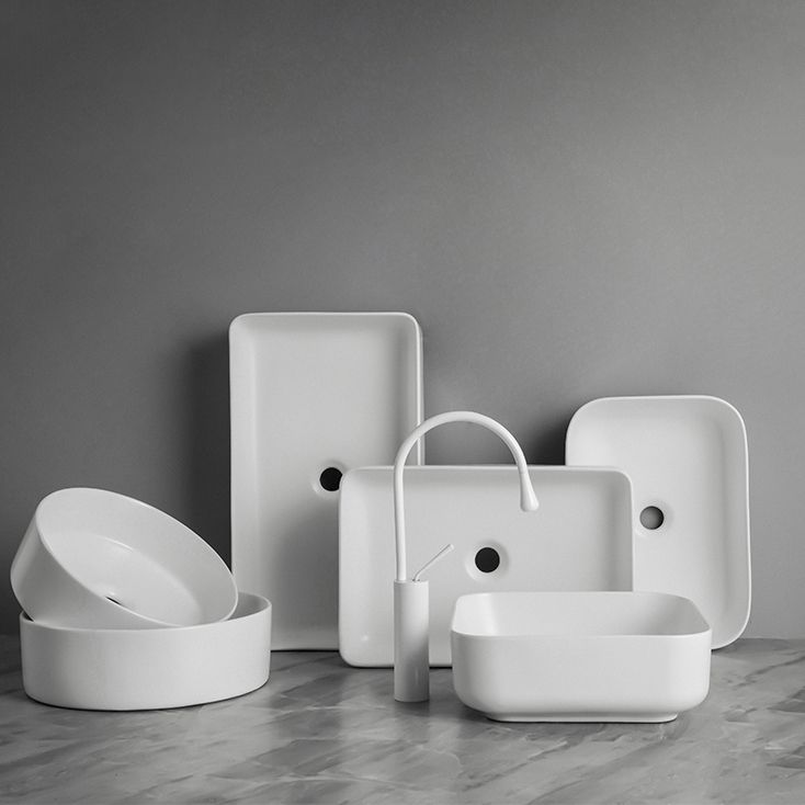 Contemporary Bathroom Sink Porcelain Pop-Up Drain Rectangular Vessel Lavatory Sink Clearhalo 'Bathroom Remodel & Bathroom Fixtures' 'Bathroom Sinks & Faucet Components' 'Bathroom Sinks' 'bathroom_sink' 'Home Improvement' 'home_improvement' 'home_improvement_bathroom_sink' 1200x1200_dda581a3-9986-4a9d-b44d-f11499d7e7c8