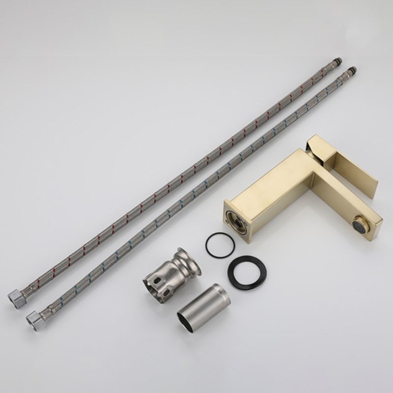 Glam Style Faucet Single Lever Handle Vessel Sink Bathroom Faucet Clearhalo 'Bathroom Remodel & Bathroom Fixtures' 'Bathroom Sink Faucets' 'Bathroom Sinks & Faucet Components' 'bathroom_sink_faucets' 'Home Improvement' 'home_improvement' 'home_improvement_bathroom_sink_faucets' 1200x1200_de8bdac4-8e65-4489-b521-121318e51944