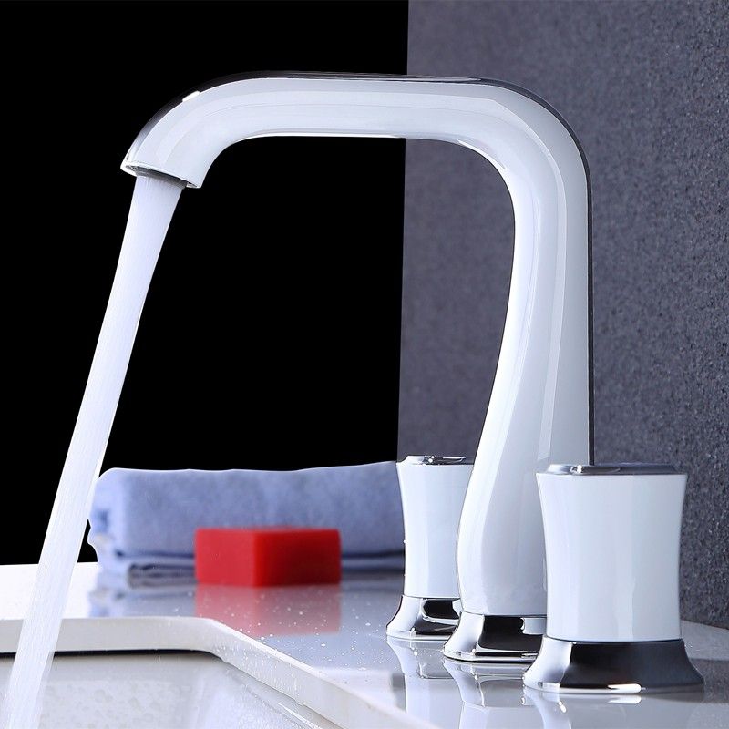 Glam Bathroom Vessel Faucet Knob Handles Low Arc Vessel Faucet Clearhalo 'Bathroom Remodel & Bathroom Fixtures' 'Bathroom Sink Faucets' 'Bathroom Sinks & Faucet Components' 'bathroom_sink_faucets' 'Home Improvement' 'home_improvement' 'home_improvement_bathroom_sink_faucets' 1200x1200_df8881b2-02bd-4319-8987-af5cb314a2b2