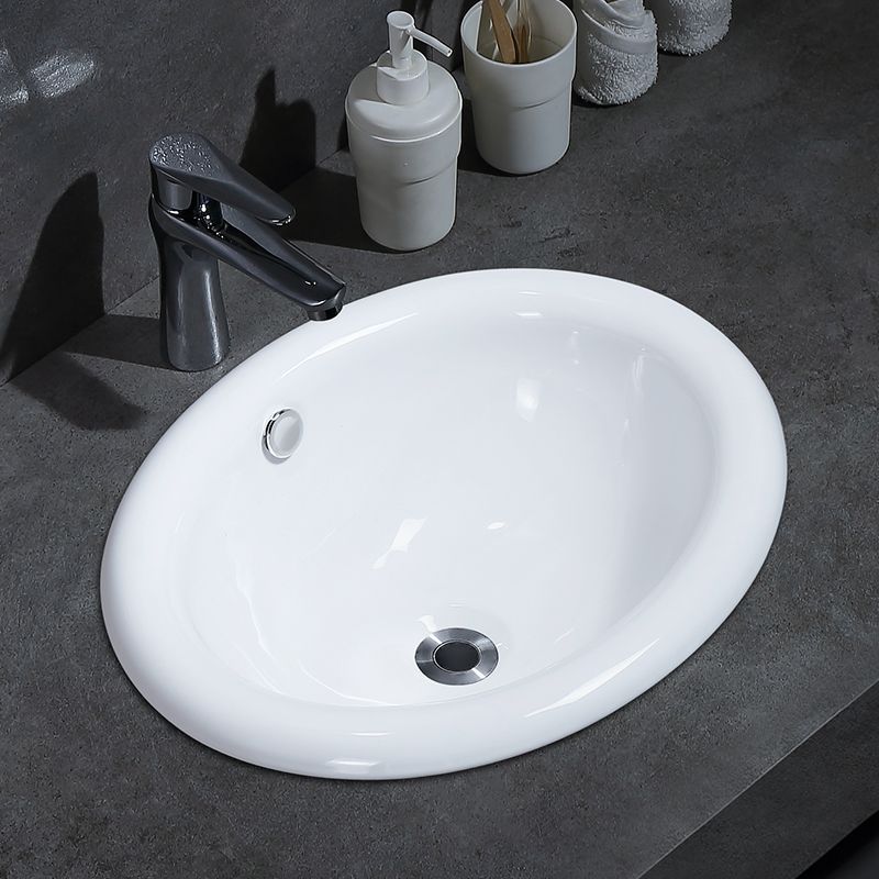 Contemporary Bathroom Sink Porcelain Oval-Shape Drop-in Bathroom Sink without Faucet Clearhalo 'Bathroom Remodel & Bathroom Fixtures' 'Bathroom Sinks & Faucet Components' 'Bathroom Sinks' 'bathroom_sink' 'Home Improvement' 'home_improvement' 'home_improvement_bathroom_sink' 1200x1200_e1663acb-8d05-4365-9c43-f897ee25b258