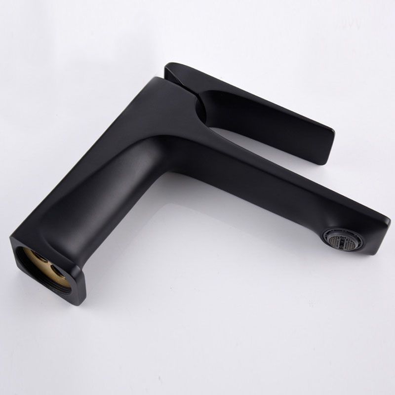 Glam Centerset Faucet Pure Color Basin Lavatory Faucet for Bathroom Clearhalo 'Bathroom Remodel & Bathroom Fixtures' 'Bathroom Sink Faucets' 'Bathroom Sinks & Faucet Components' 'bathroom_sink_faucets' 'Home Improvement' 'home_improvement' 'home_improvement_bathroom_sink_faucets' 1200x1200_e21432f3-5d70-4aac-b794-3b7cf2c9c75b