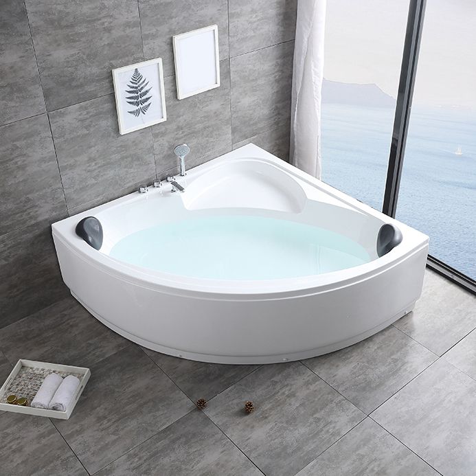 Corner Modern Bath Acrylic Soaking White Back to Wall Bathtub Clearhalo 'Bathroom Remodel & Bathroom Fixtures' 'Bathtubs' 'Home Improvement' 'home_improvement' 'home_improvement_bathtubs' 'Showers & Bathtubs' 1200x1200_e254d1c7-75fb-4935-8b7e-4da1ffc1a35f